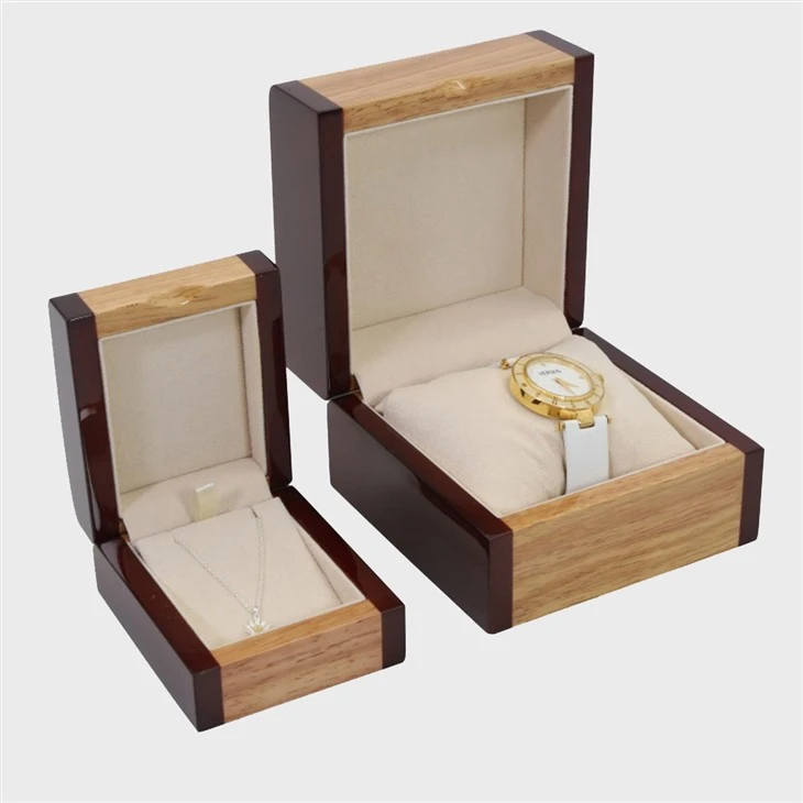 Box de bijoux de bois petite